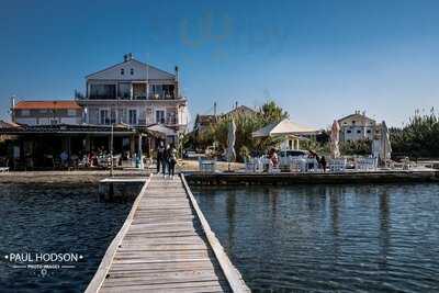 Petrakis Beachbar - Restaurant