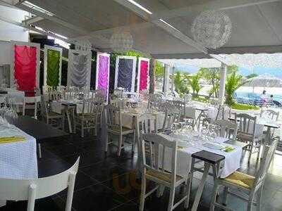 La Mer Restaurant By Trokadero Hotel