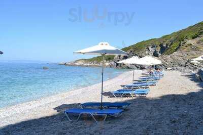 Perivoliou Beach Bar