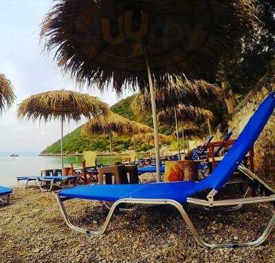 Pame Zaritsi Beach Bar