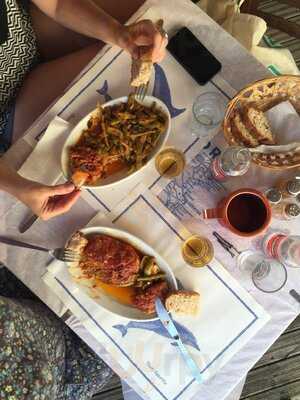 To Pouli Tsi Kotas menu