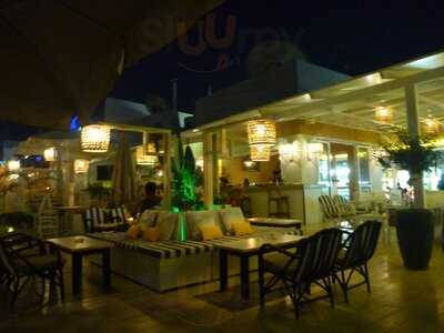 Baya Cafe Beach Bar