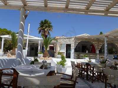 Paradiso Club Hotel - Beach Bar - Restaurant