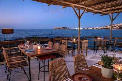 Γιαλός Wine Restaurant