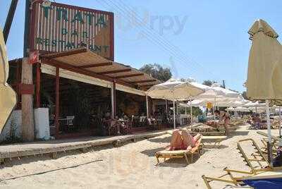 Trata Beach Bar