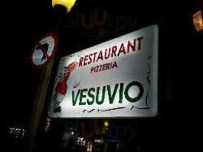 Del Vesuvio Restaurant Pizzeria Greek & Mediterranean Cuisine