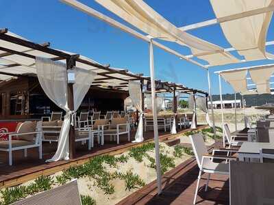 Ammolofos Beach Bar