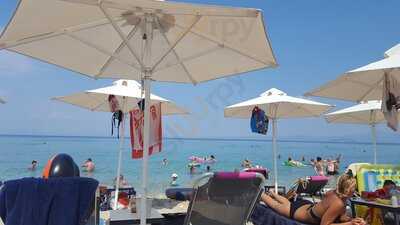 Yalla Beach Bar Restaurant