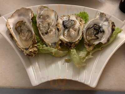 Oia's Oyster Bar