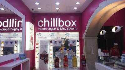 Chillbox Frozen Yogurt & Juicy Spoons