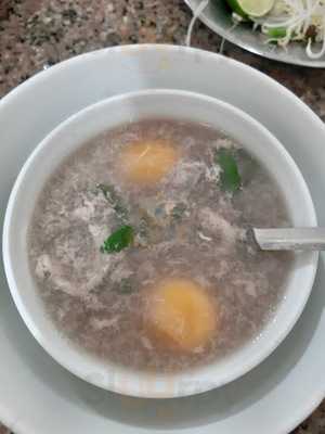 Quán Phở Tiến