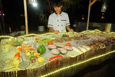 Restaurant At Phu Quoc Dragon Resort & Spa