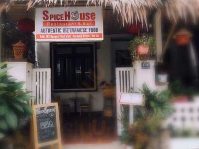 Spice House Restaurant & Bar