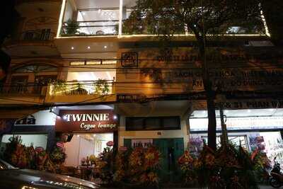 Twinnie Coffee Lounge