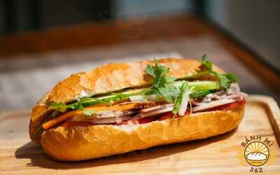 Bánh Mì 362