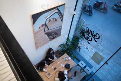Sóng Sánh Café