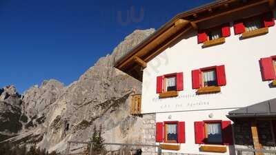 Rifugio Bruto Carestiato, Agordo