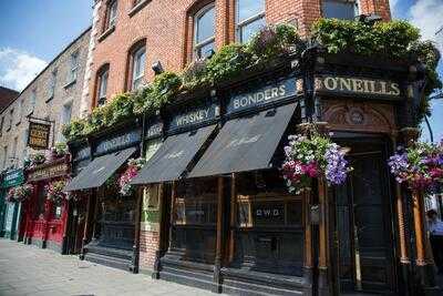 O'neill's Victorian Pub, Pearse St.