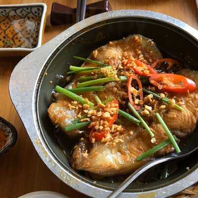 Hoang Yen Vietnamese Cuisine - Sunrise City