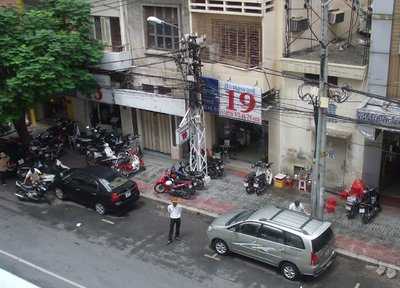 Restaurant 19