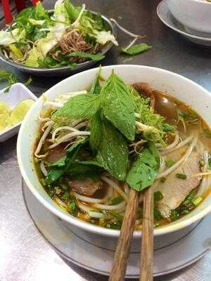 Bun Bo Hue Yen Do