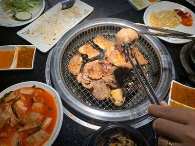 King Bbq Buffet Sương Nguyệt Ánh