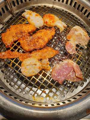 King BBQ Buffet Cach Mang Thang 8