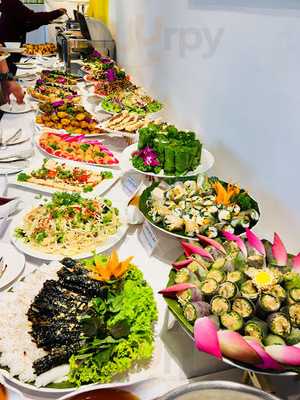 Nhà Hàng Thì Là Bistro