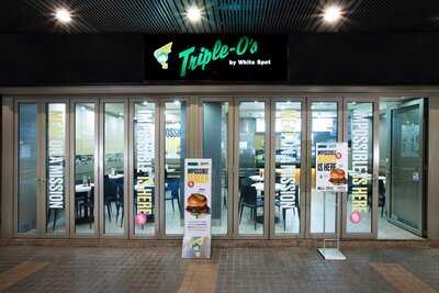 Triple O's by White Spot 灣仔