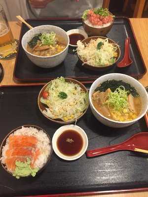 函館元祖北海道拉麵