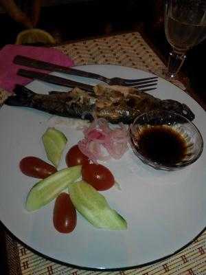 Хмели Сунели menu