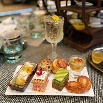 COCO Cafe Patisserie