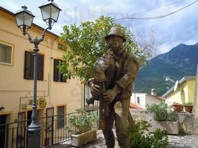 La Taverna Del Borgo, Scapoli