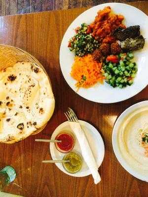 Hummus Bar - Tompa Street