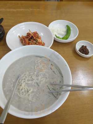 포청각식당