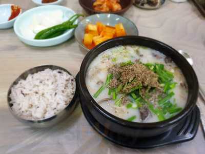 용인백암순대국