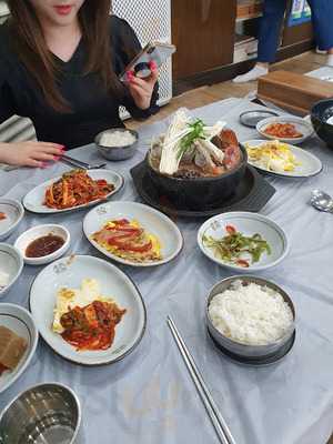 곤리식당