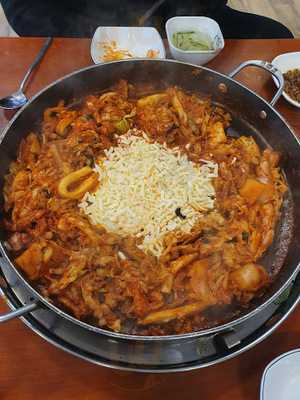 유유닭갈비