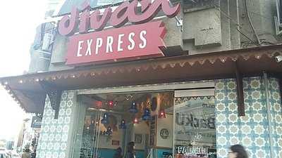 Divan Express