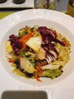 ‪Un Dimanche A Paris‬