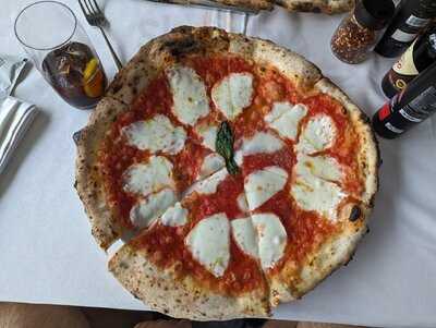 ‪l'antica Pizzeria Da Michele Dubai‬