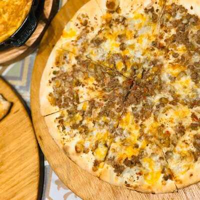 ‪Manoushe Street‬