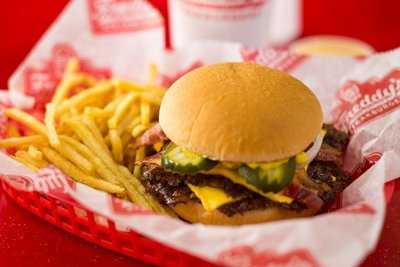 Freddy's Frozen Custard & Steakburgers Now in Dubai