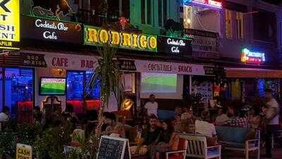 Rodrigo Cafe & Bar