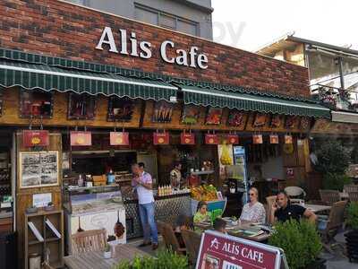 Alis Cafe Bar