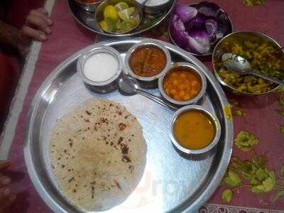 ‪Gujarati Rasoi‬