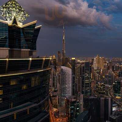 ‪The Vault Bar and Lounge‬