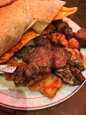 ‪Sabah Lebanon Grill & Restaurant‬