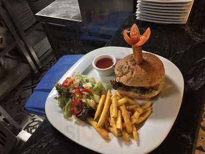 Camlik Iskender & Kebap Salonu