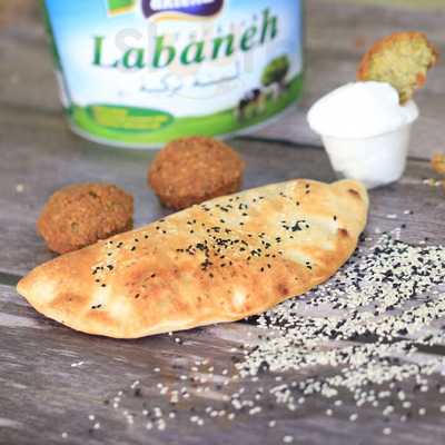 ‪Fatayer Ala Al Tayer Cafeteria & Restaurant‬